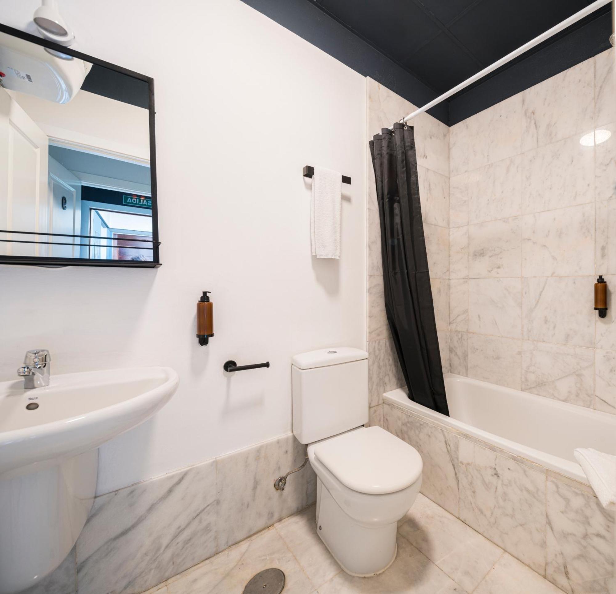 Hostel Joy Setas Coworking Sevilla